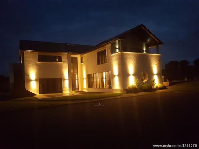 9,950 / month | Captiva, Kilmuckridge, Wexford Five Star 4341 MyHome. Ie Lettings