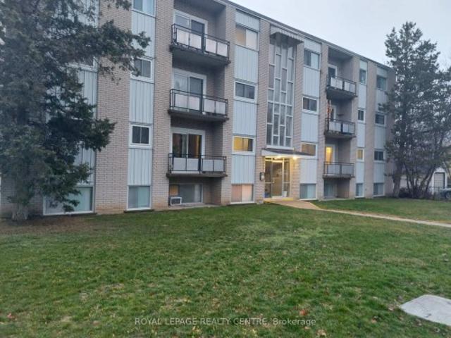 9 90 Marshall Street, Waterloo, ON, N2J 2T4 lease for lease | Listing ID X12919 | Royal LePage