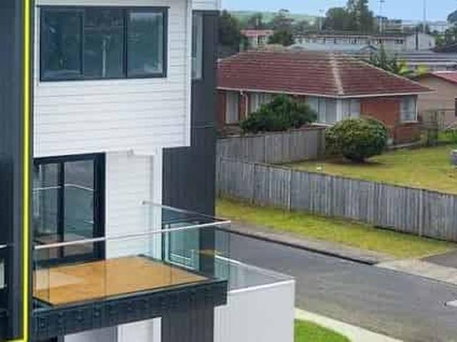 9A Doughty Place, Otara, Manukau City