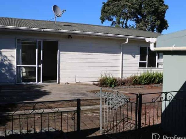 9a Greers Road, Weymouth, Manukau City