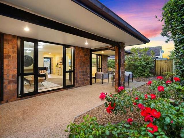 9A Rapaki Place, Te Atatu Peninsula, Waitakere City