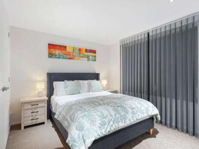 9A Stamford Park Road, Mount Roskill, Auckland City