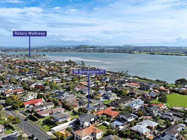 9B Bungalore Place, Half Moon Bay, Manukau City