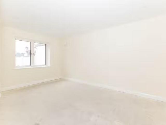 9b Newtown Cottages, Coolock, Dublin 13, D17HP63 is for sale