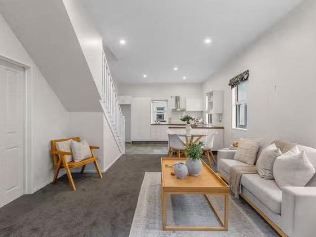 9F Crohane Place, Addington, NZ 8011 Townhouse for Sale