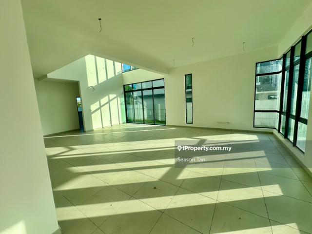 9Ine Residensi Sembilan, Cheras