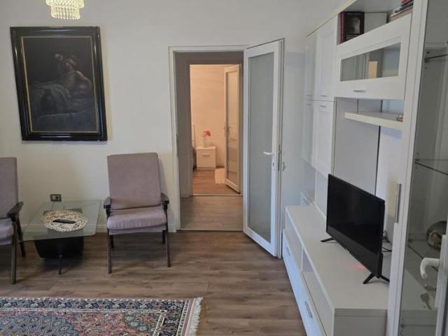 0010 Chirie apartament, 2 camere, complex Smarald City, str. Botizului
