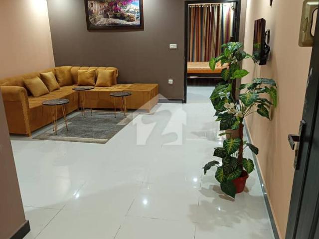 01 bedroom luxury furnished apartment available for rent at gulberg green islamabad