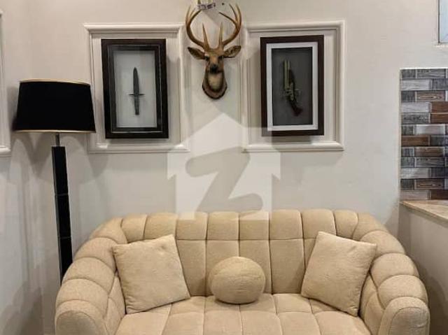 01 bedroom luxury furnished apartment available for rent at gulberg green islamabad