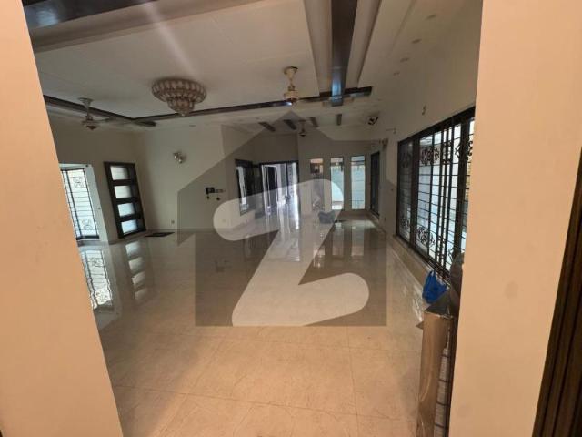 01 kanal tile floor house for families+ office use for rent in johar town lahore johar town phase 2