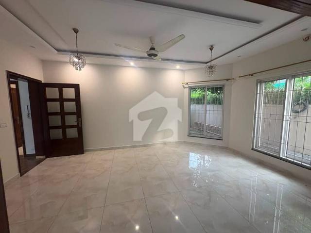 01 Kanal Double Unit House For Rent In DHA Phase 1 Lahore