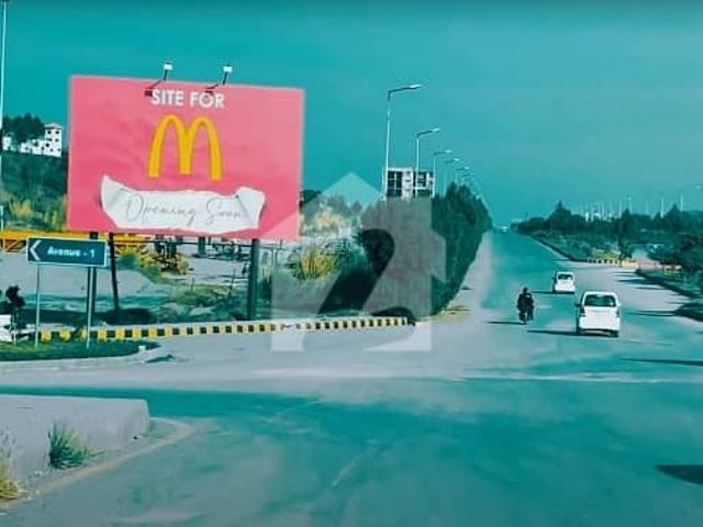 01 Kanal Heighted &Amp  Non Corner Good Location Level And Solid Land Plot For Sale On Urgent Basis On Investor Rate In Sector K Near Family Park In DHA 05 Islamabad