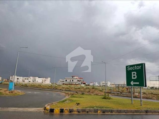 01 Kanal Super Hot Location Possession Plot Available For Sale
