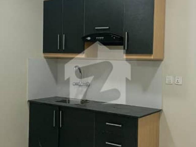 02 bedroom luxury unfurnished apartment available for rent at gulberg green islamabad