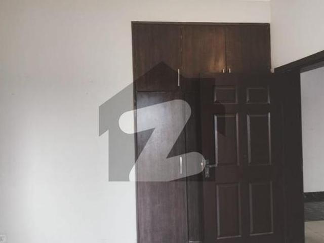 07 Marla 2 Bedroom Flat Available For Rent In Askari 11 Lahore Askari 11