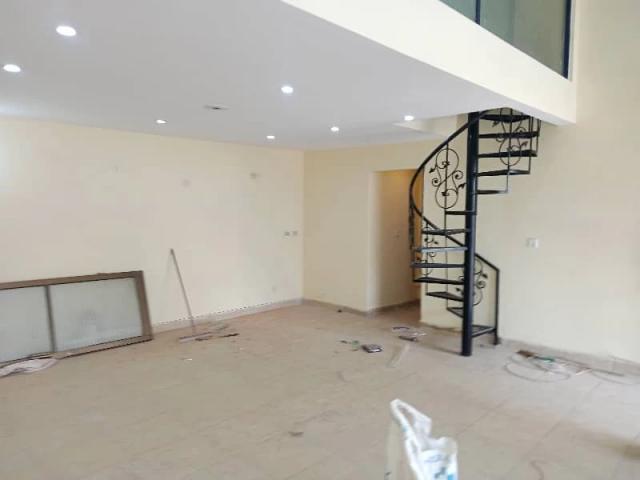 04 marla shop ground mezzanine floor excellent location lahore dha defence id 85728