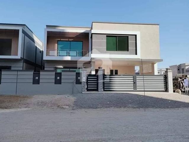 05 Bed DD Brigadier House For Sale At Askari 05, Sec J