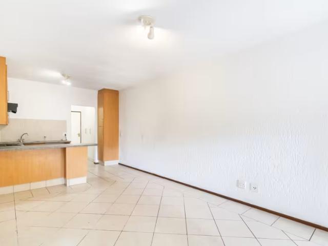 05 Bedroom Apartment Lonehill Lonehill 103182665