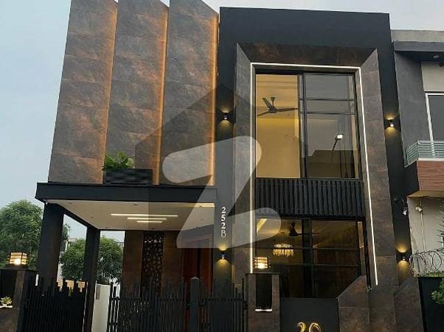 05 Marla Very Beautiful House For Sale
