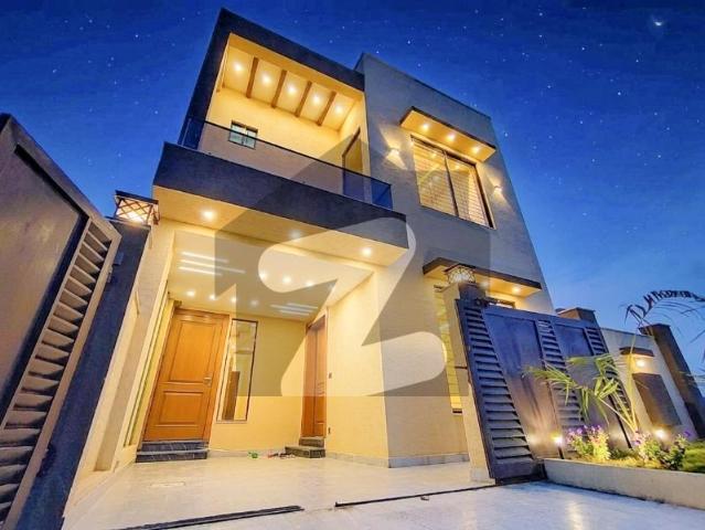 05 Marla Brand New Designer Luxury House For Sale Bahria Town Phase 8