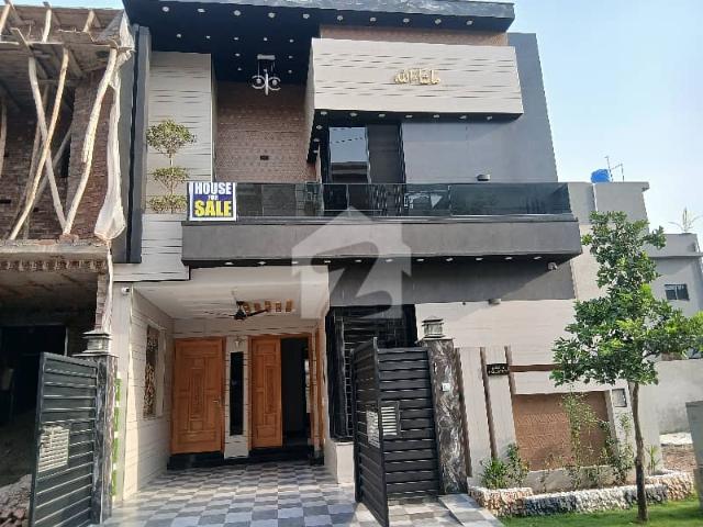 05 Marla Brand New House For Sale Super Prime Location