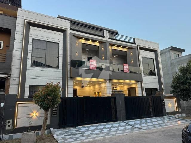 05 Marla Brand New House For Sale Super Prime Location