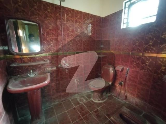 05 marla beautiful house prime location for rent in johar town lahore johar town phase 2