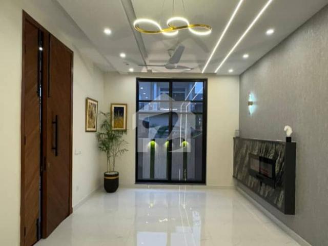 05 marla most beautiful modern house for sale in dha phase 9 town lahore near to park, mosque and market