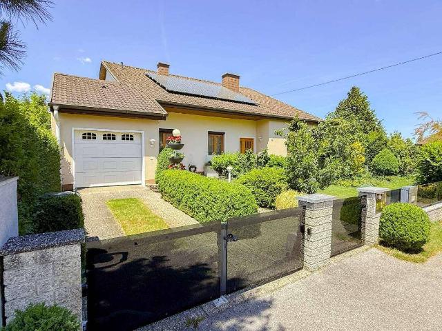 [06809] Gepflegter Bungalow mit malerischem Garten