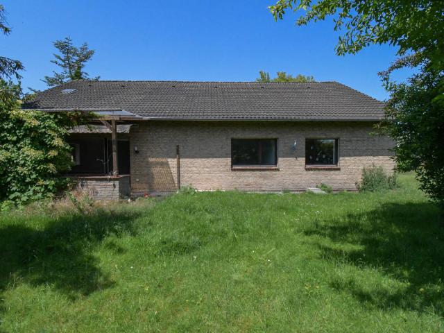 0804 Ein Ort zum Ankommen Bungalow mit viel Platz und Potenzial in ruhiger Lage!