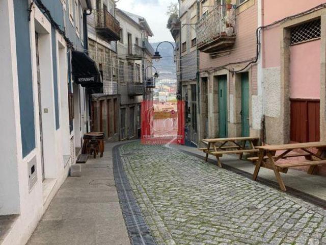 0837_Restaurante no centro da Régua, Trespasse | 26063543533