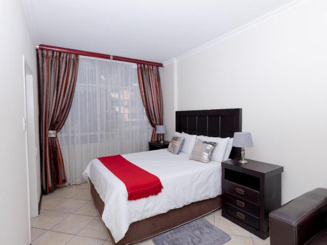 0 Bedroom Apartment / Flat To Rent in Illovo