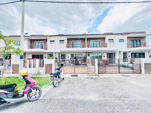 0 DEPOSIT DEPAN PADANG 2 Sty Terrace Fasa 3 Taman Saujana KLIA