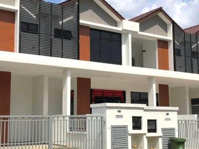 0 DownpaymentCorner Lot2 storey HouseFreeholdSkudaiImpian Emas