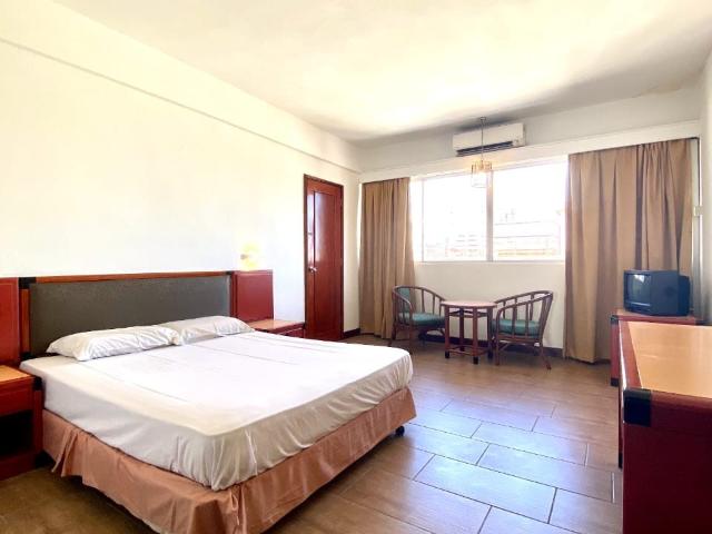 0️⃣Zero Deposit✅, M1 Hotel, Chow Kit Area With Private Parking, 3Mins To Monorail Chow Kit, Master Bedroom, 5 Min