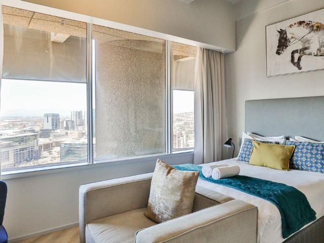 0.5 Bedroom Apartment For Sale in Cape Town City Centre