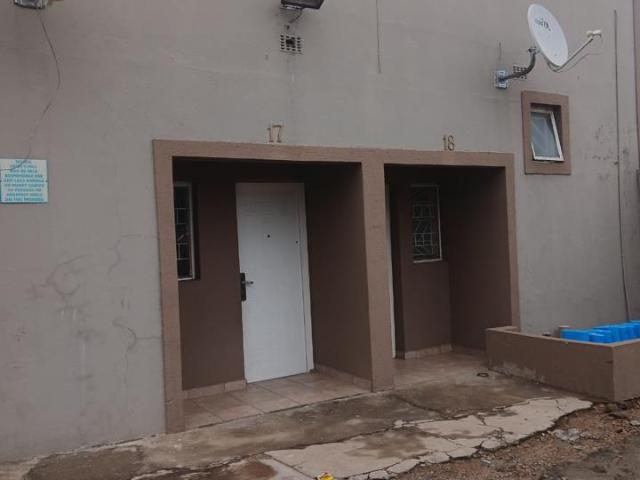 0.5 Bedroom Apartment / Flat to Rent in Annadale