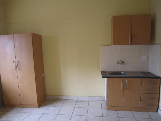 0.5 Bedroom Apartment / Flat For Rent in Pretoria Cbd, Pretoria