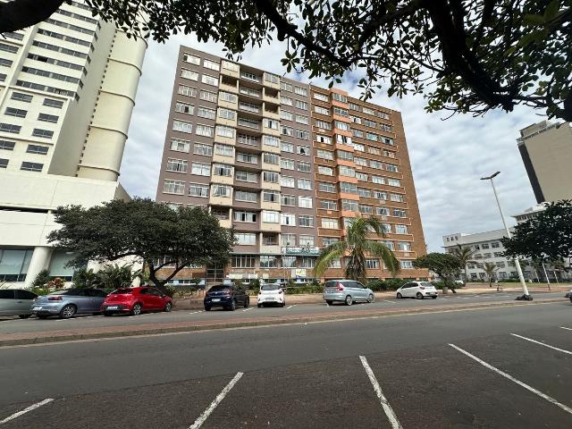 0.5 Bedroom Apartment To Let in North Beach