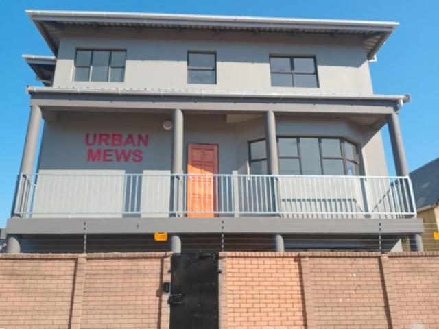 0.5 Bedroom Apartment To Let in Berea West