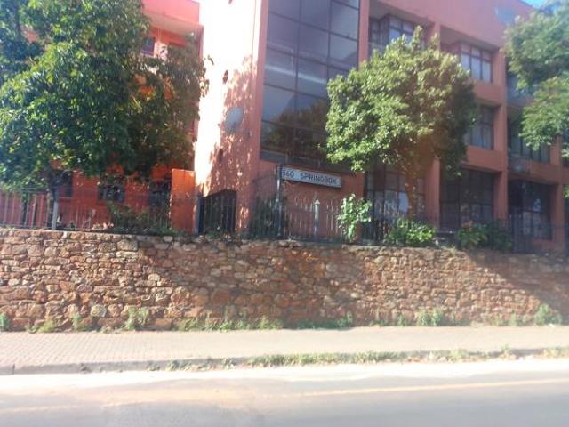 0.5 Bedroom Flat in Arcadia