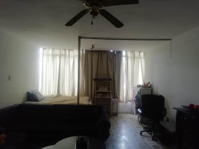 0.5 Bedroom Flat in Arcadia