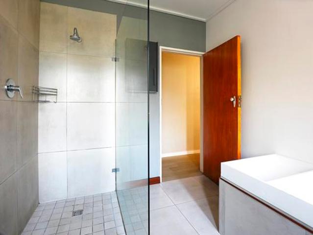 0.5 Bedroom Flat in Durbanville Central