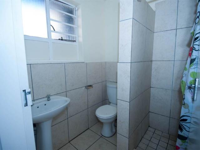 0.5 Bedroom Flat in Pretoria Central
