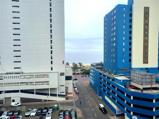 0.5 Bedroom Flat in South Beach