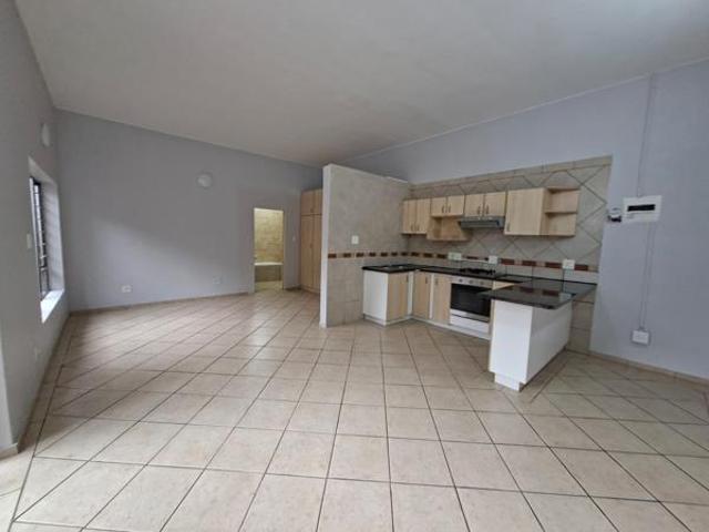0.5 Bedroom Garden Cottage in Amanzimtoti