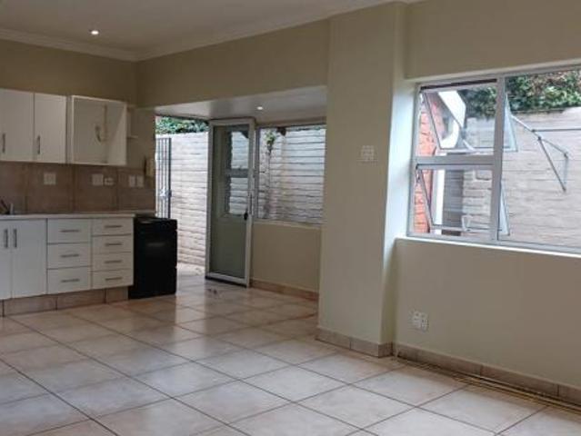 0.5 Bedroom Garden Cottage in Blairgowrie