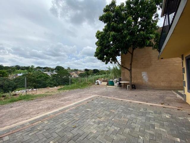 0.5 Bedroom Garden Cottage in Newlands West
