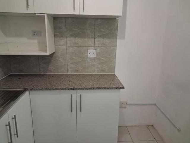 0.5 Bedroom House in Westville