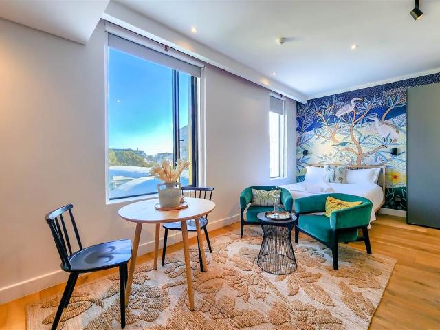 0.5 Bedroom House in Cape Town City Centre